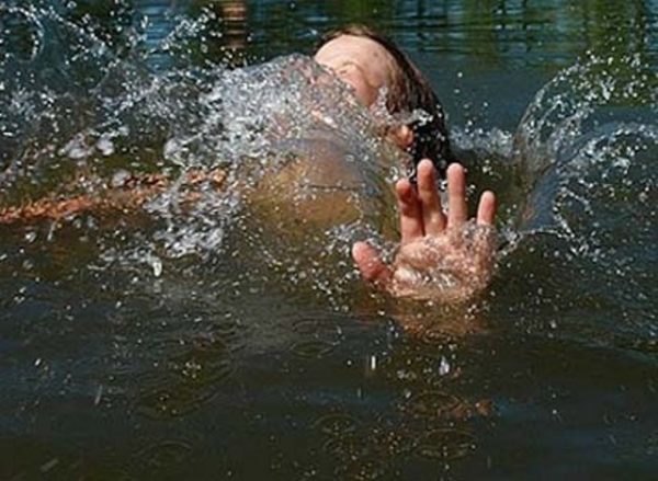 Վայոց ձորում 15-ամյա տղան՝ վտանգելով իր կյանքը, Արփա գետից դուրս է բերել ընկերոջը, որից հետո ինքն է ջրահեղձ եղել